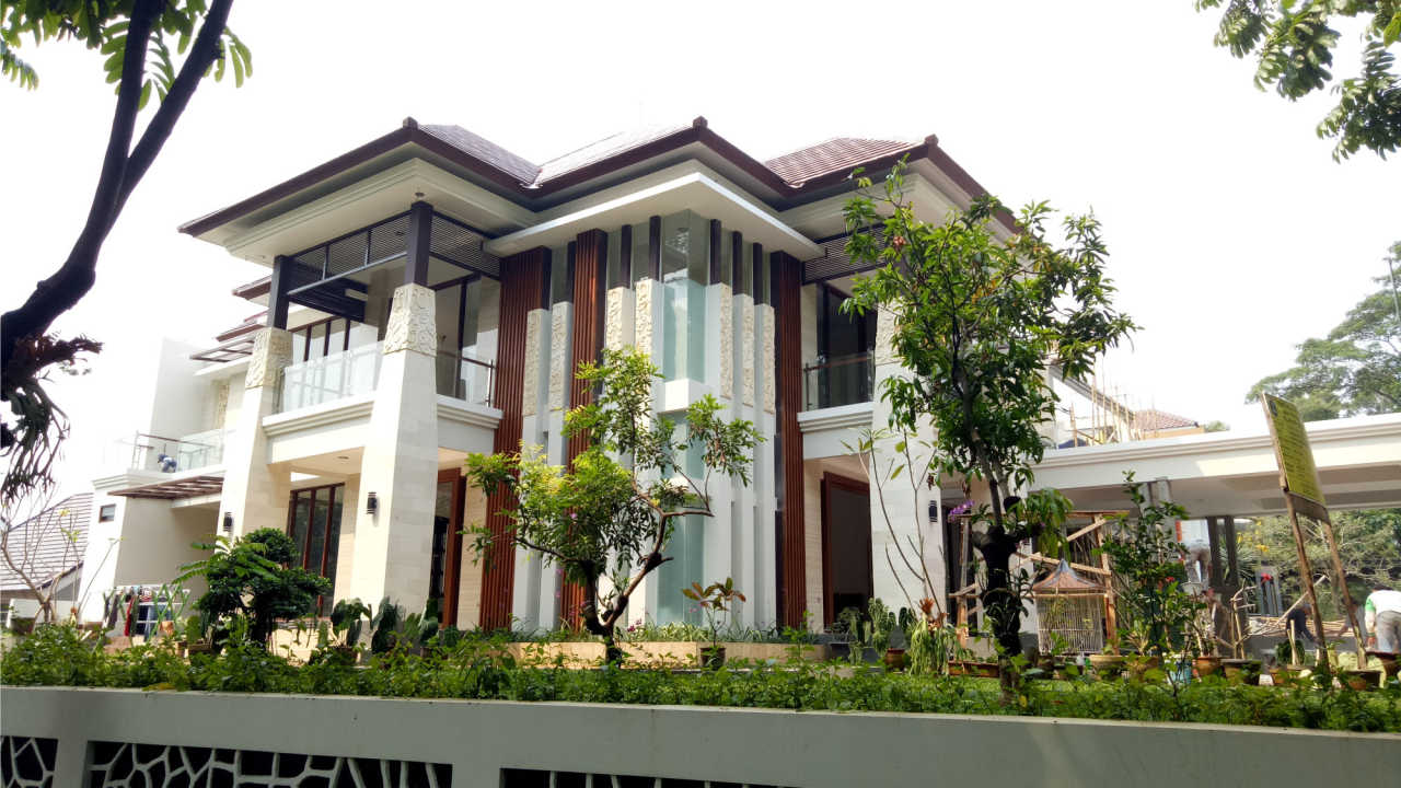 Progress Pembangunan Rumah Style Villa Bali Tropis Ibu Dewi di Jakarta Selatan 1